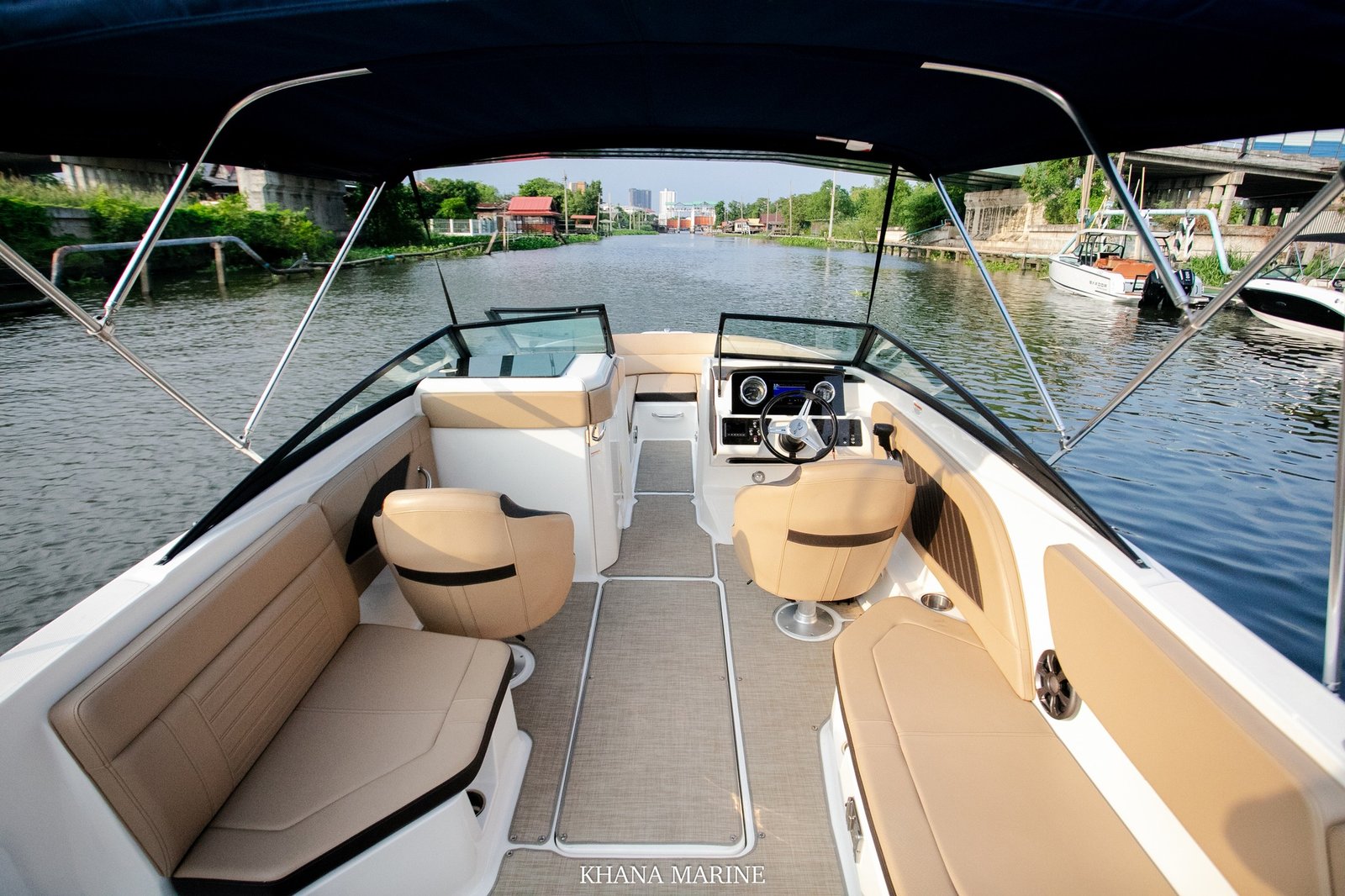 2019 Sea Ray SPX 230 Outboard | Mercury 200HP Fourstroke 2019 Sea Ray SPX 230 Outboard | Mercury 200HP Fourstroke