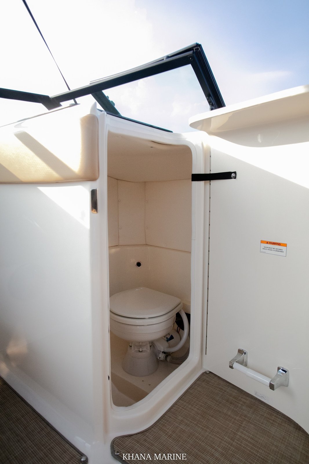 2019 Sea Ray SPX 230 Outboard | Mercury 200HP Fourstroke 2019 Sea Ray SPX 230 Outboard | Mercury 200HP Fourstroke
