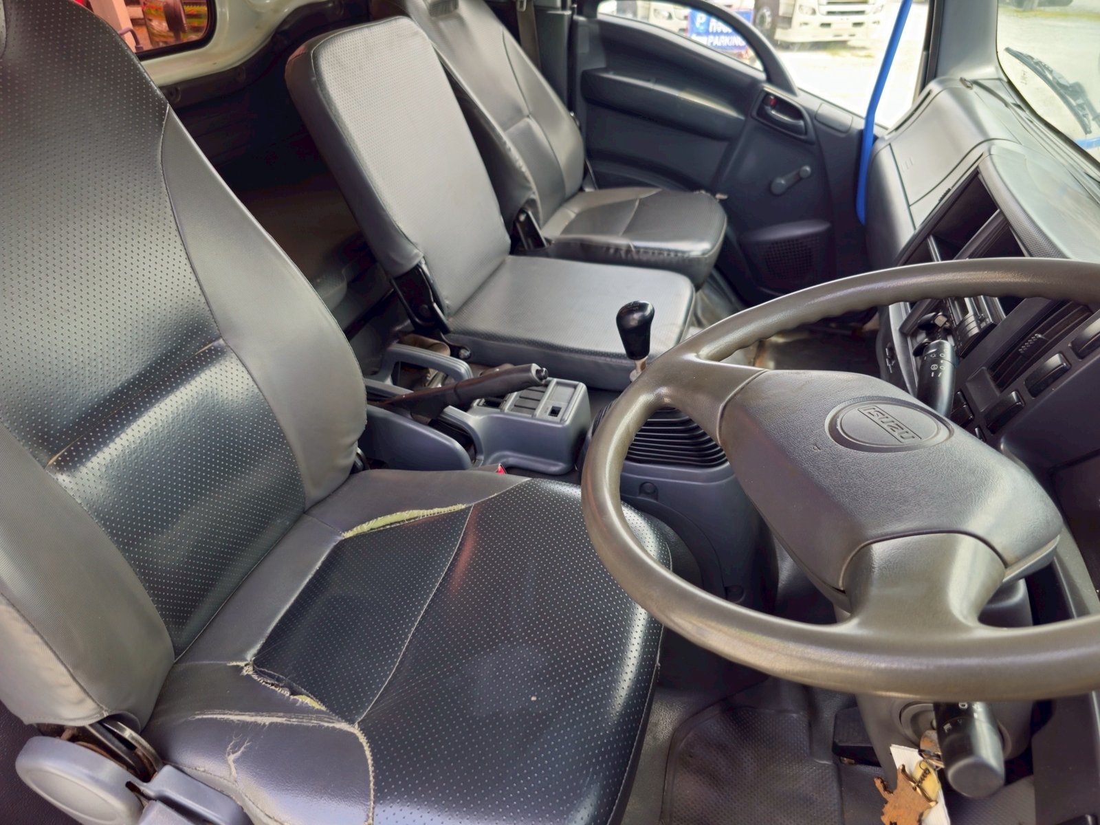หกล้อเครน ISUZU FTR 240แรง ปี 57 (6774) หกล้อเครน ISUZU FTR 240แรง ปี 57 (6774)