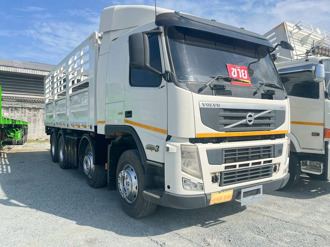 สิบสองล้อคอก VOLVO FM 440 แรง ปี 2556 (2890)