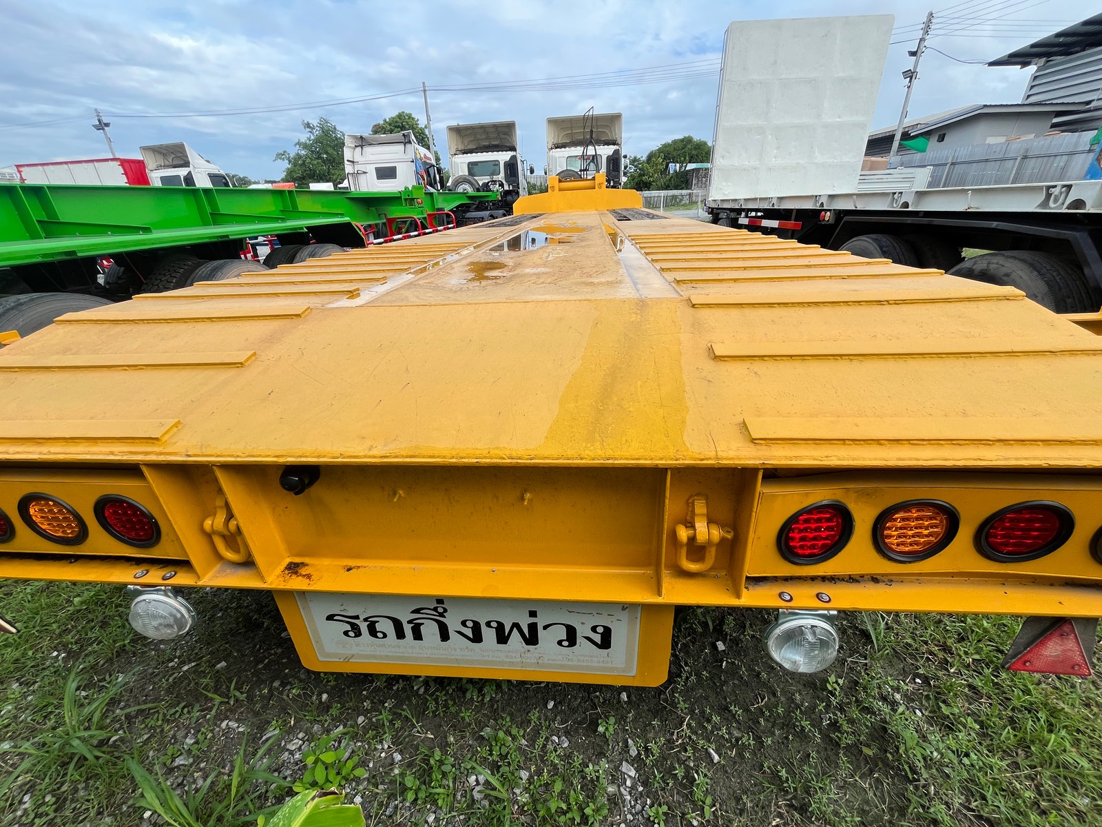 หางโลเบท สามเพลา อู่อุ่นหมั่นกิจ ปี 62 (0929)
