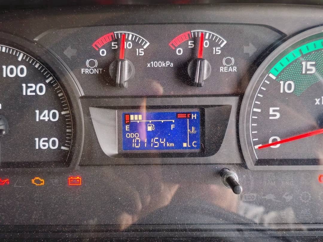 หกล้อตู้เย็น HINO FG8J 240แรง ปี 65 (4212)