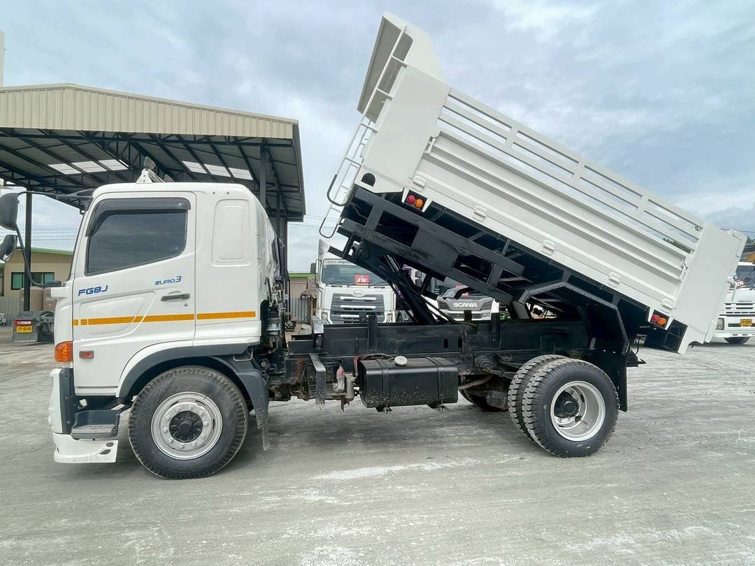หกล้อดั้มพ์ HINO FG8J 240แรง ปี 66 (5856) หกล้อดั้มพ์ HINO FG8J 240แรง ปี 66 (5856)