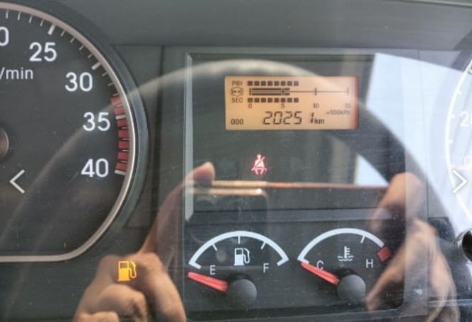 หกล้อคอก ISUZU FRR 210แรง ปี 2565 (1694)