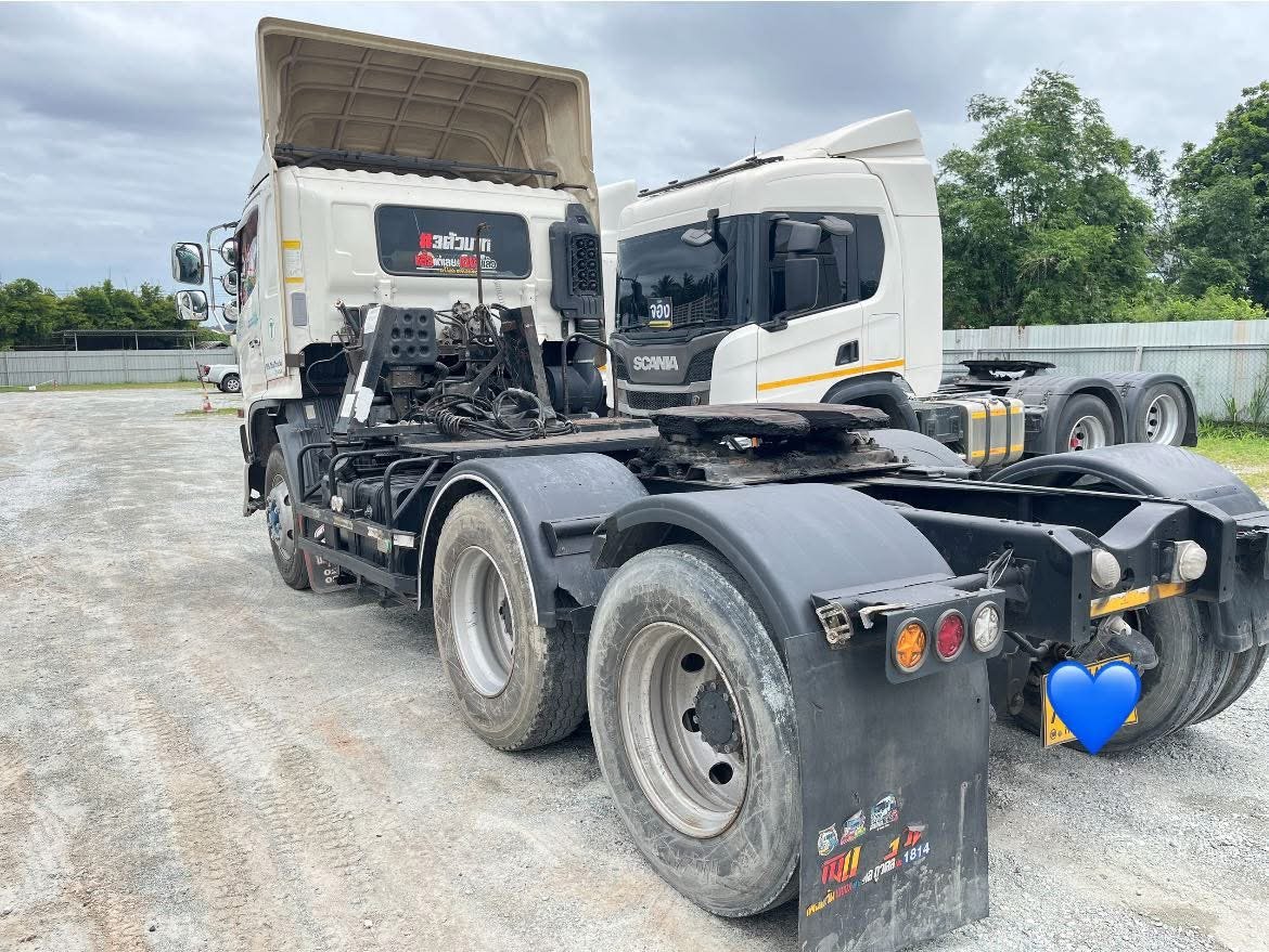 สิบล้อหัวลาก HINO 500 FM1A 344แรง ปี 56 (4986) สิบล้อหัวลาก HINO 500 FM1A 344แรง ปี 56 (4986)