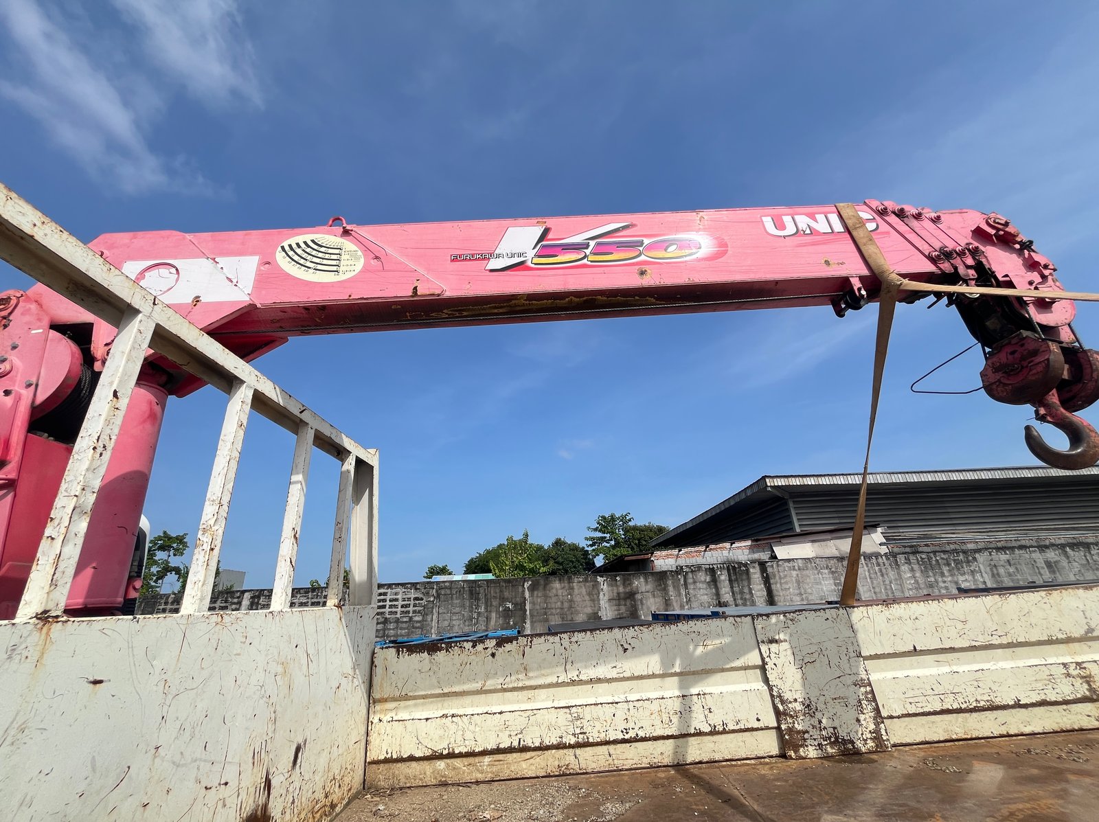 หกล้อเครน ISUZU FTR 240แรง ปี 2557 (0947) หกล้อเครน ISUZU FTR 240แรง ปี 2557 (0947)