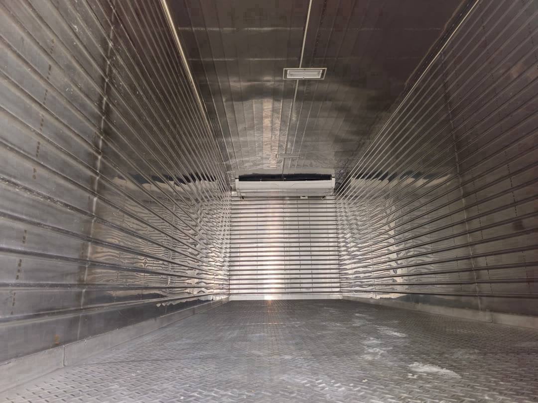 หกล้อตู้เย็น HINO FG8J 240แรง ปี 65 (4212) หกล้อตู้เย็น HINO FG8J 240แรง ปี 65 (4212)