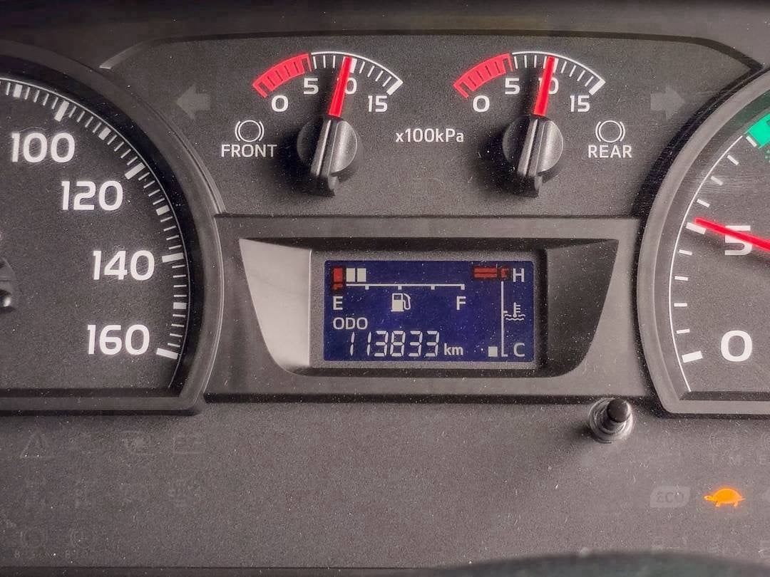 สิบสองล้อตู้สิบบาน HINO GY2P 380แรง ปี 65 (2556)