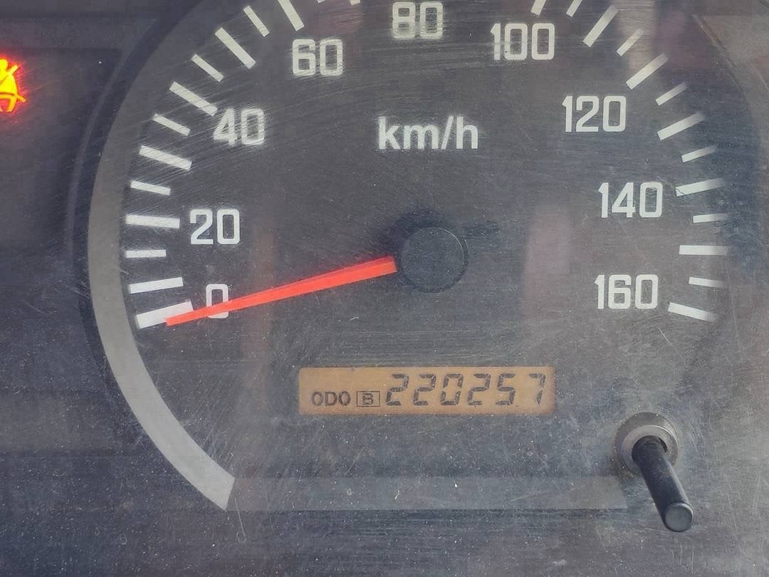 สิบล้อตู้สิบบาน ISUZU FVM 240แรง ปี 56 (4822)