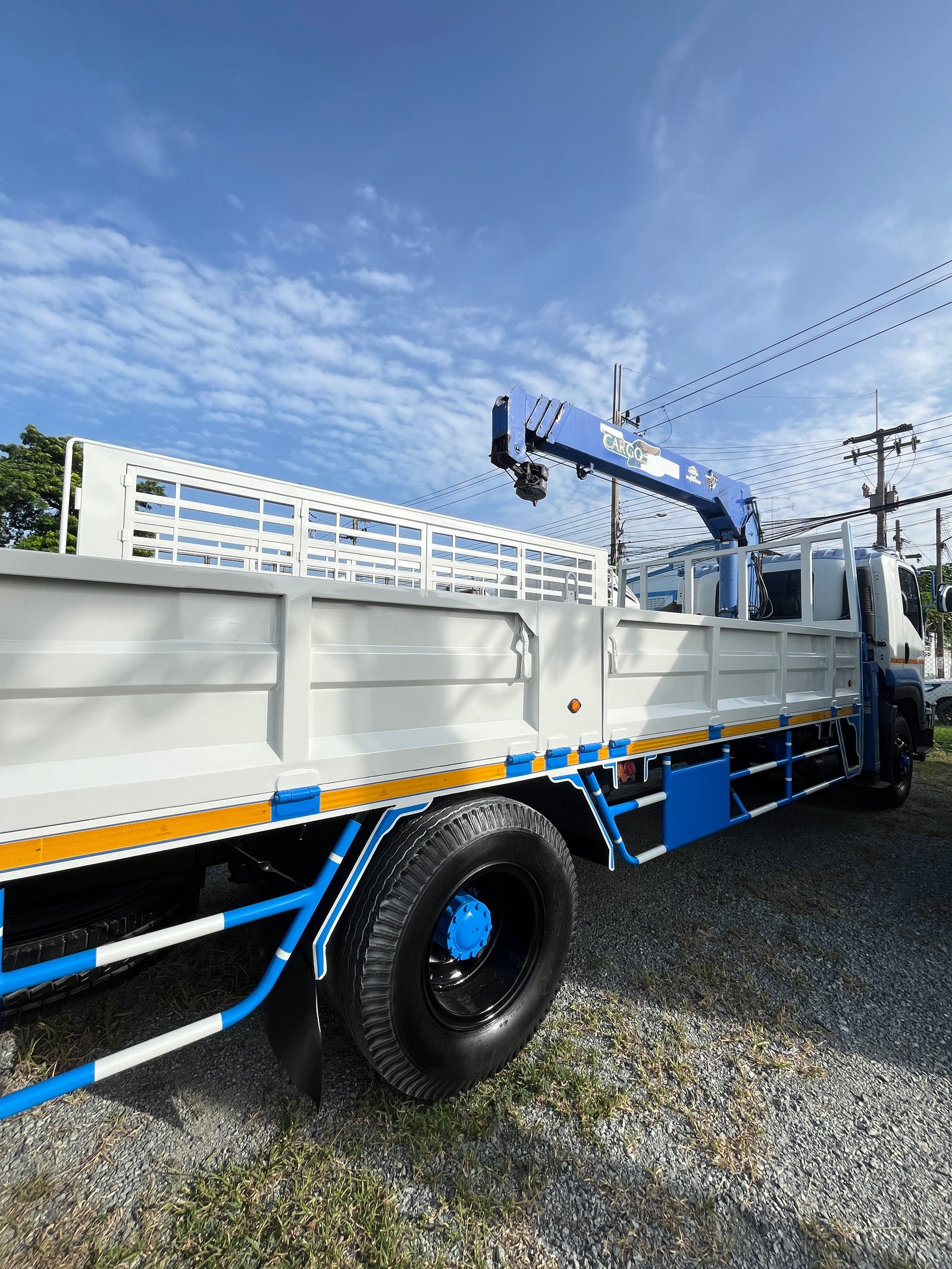 หกล้อเครน tadano 4 ปลอก 5 ตัน ISUZU FTR 240แรง ปี 2557 (6774) หกล้อเครน tadano 4 ปลอก 5 ตัน ISUZU FTR 240แรง ปี 2557 (6774)