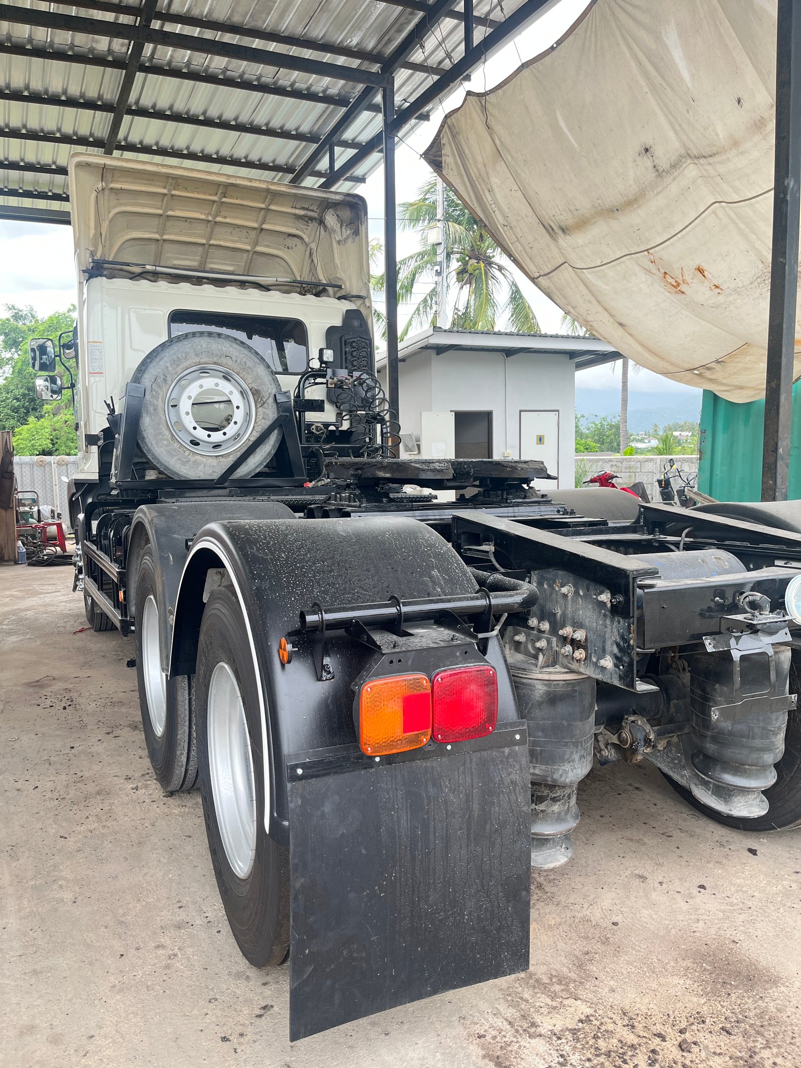 หัวลาก HINO FG8J 260 แรง ปี 2565 (1779) หัวลาก HINO FG8J 260 แรง ปี 2565 (1779)