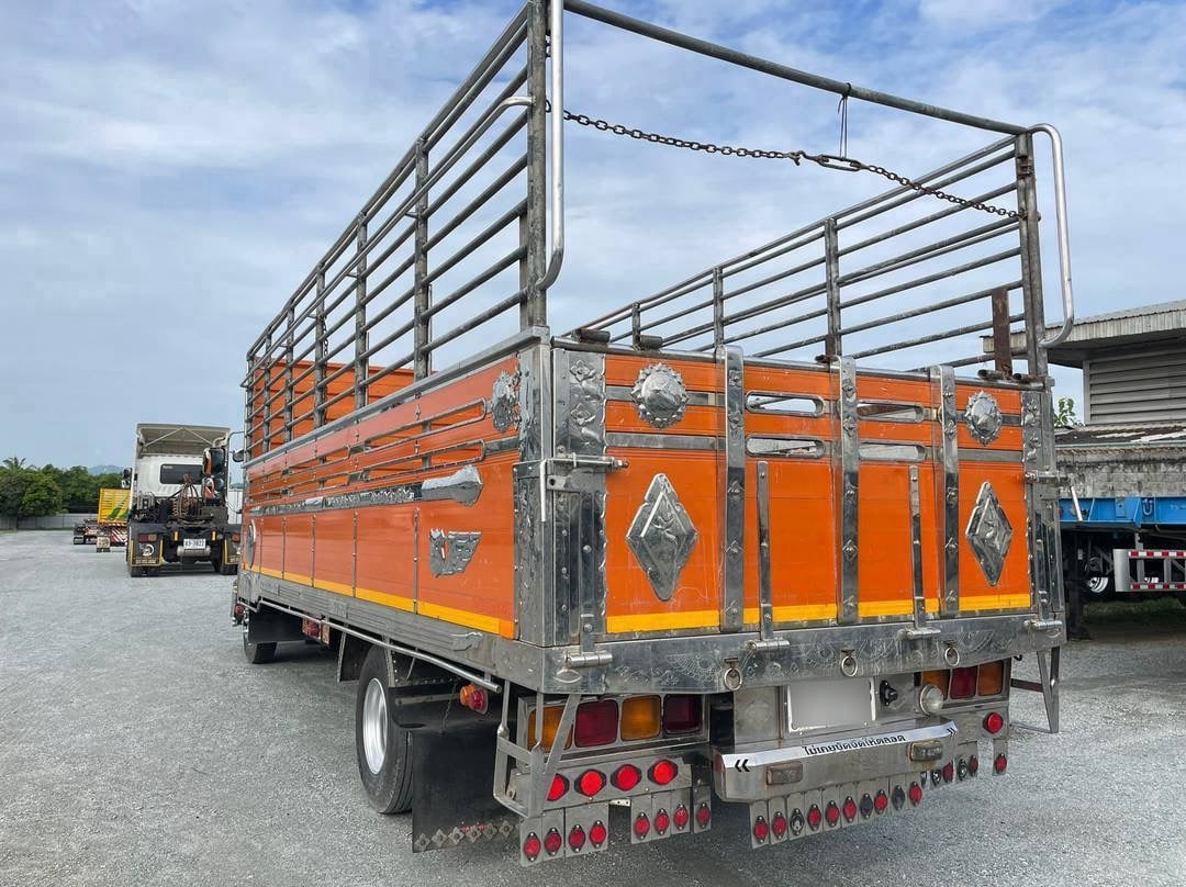 หกล้อคอกสูง ISUZU FRR 210แรง ปี 63 (3563) หกล้อคอกสูง ISUZU FRR 210แรง ปี 63 (3563)