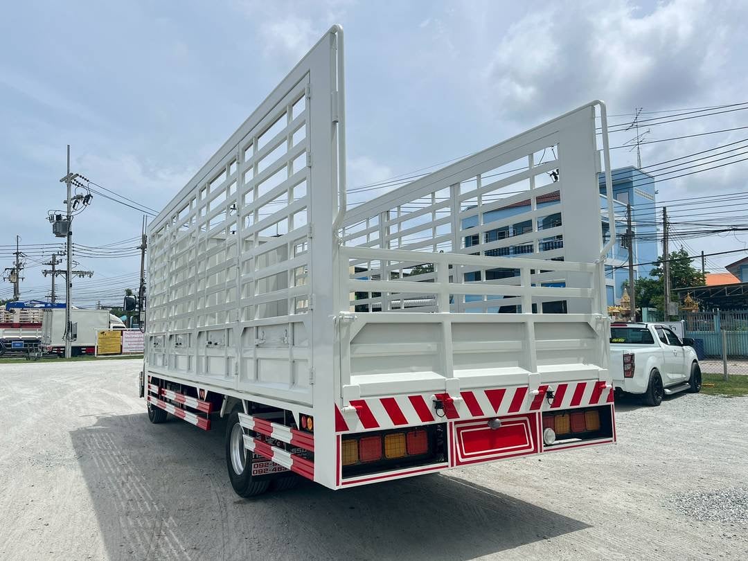 หกล้อคอกสูง ISUZU FRR 210แรง ปี 65 (1694) หกล้อคอกสูง ISUZU FRR 210แรง ปี 65 (1694)