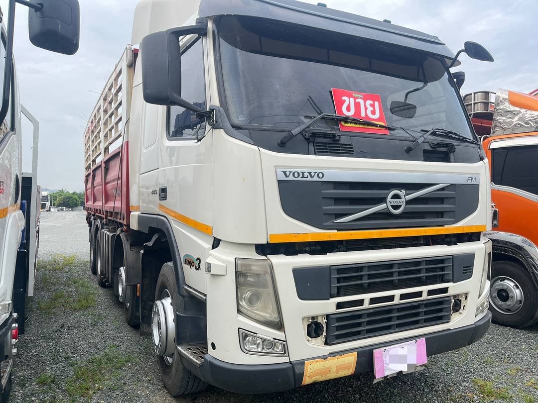 สิบสองล้อคอก VOLVO FM 440แรง ปี 56 (2890) สิบสองล้อคอก VOLVO FM 440แรง ปี 56 (2890)