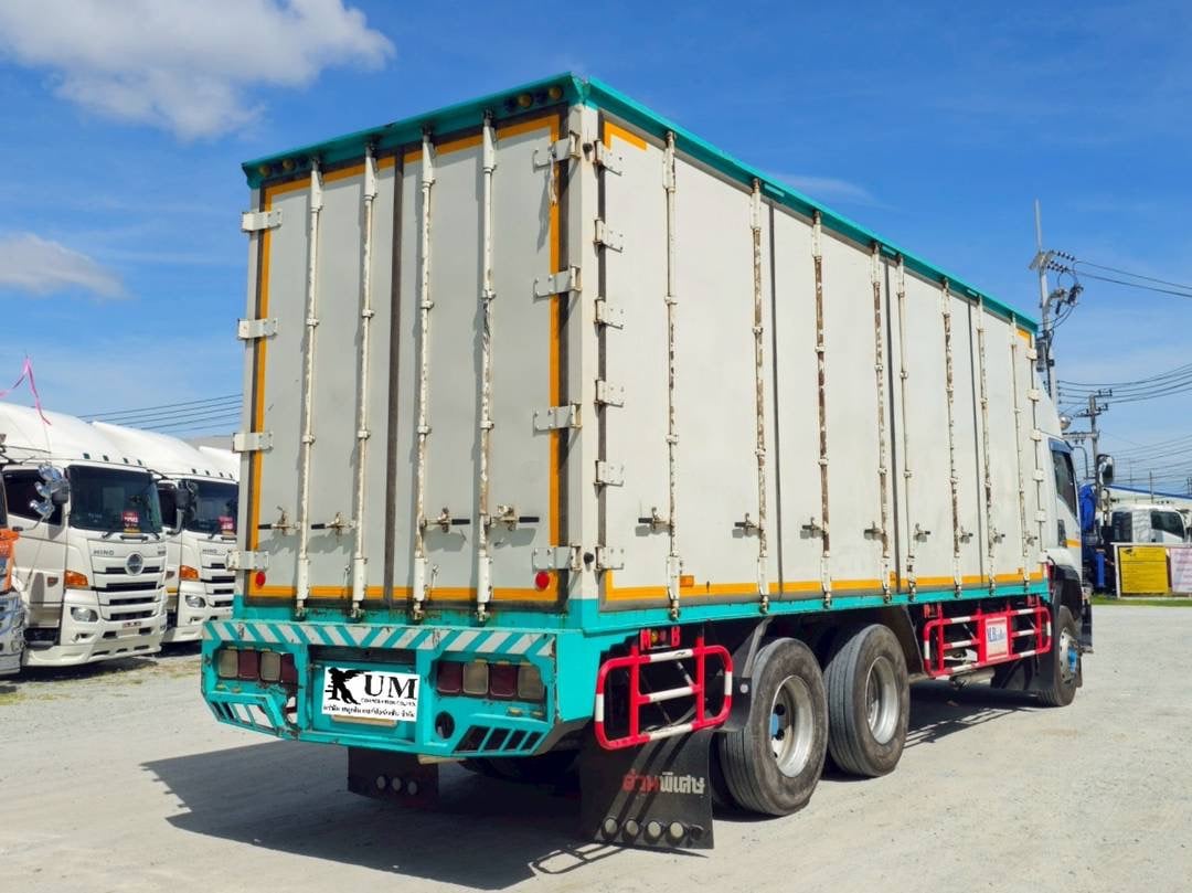 สิบล้อตู้สิบบาน ISUZU FVM 300แรง ปี 62 (0634)