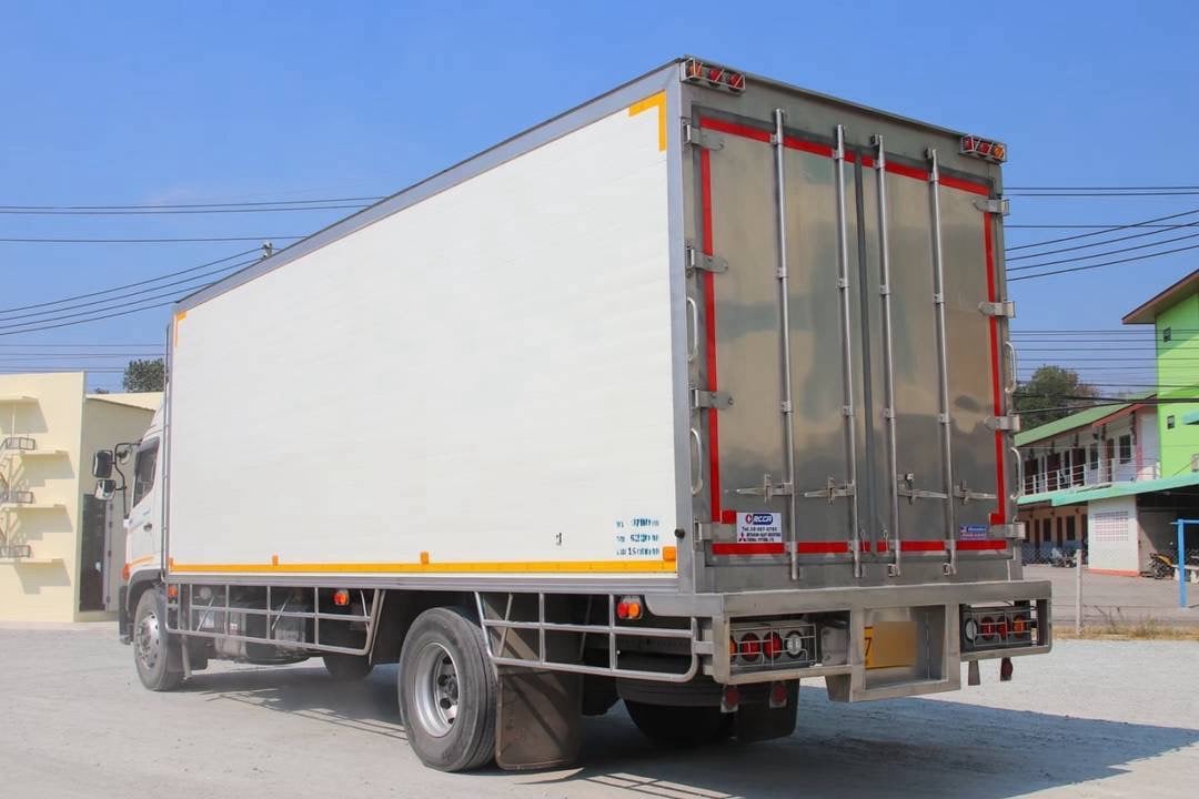 หกล้อตู้เย็น HINO FG8J 240แรง ปี 65 (4212)