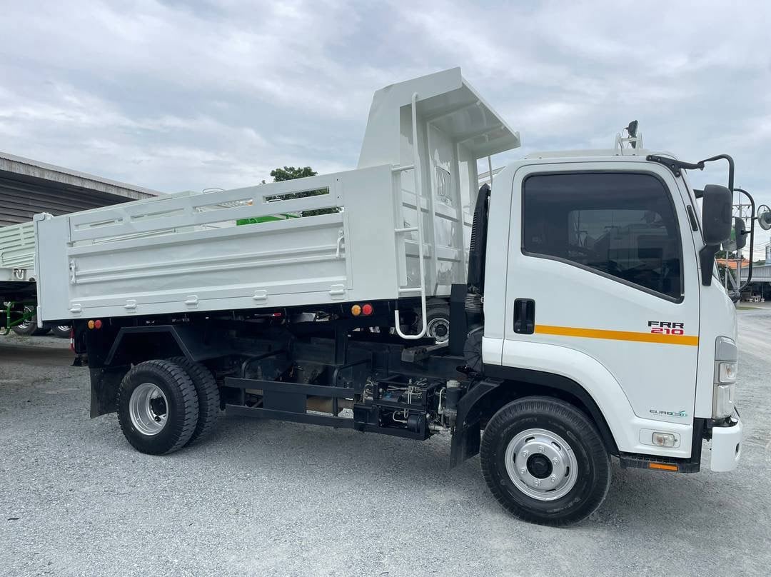 หกล้อดั้มพ์ ISUZU FRR 210แรง ปี 65 (1030) หกล้อดั้มพ์ ISUZU FRR 210แรง ปี 65 (1030)