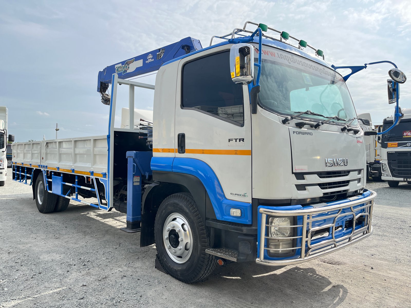 หกล้อเครน ISUZU FTR 240แรง ปี 57 (6774) หกล้อเครน ISUZU FTR 240แรง ปี 57 (6774)
