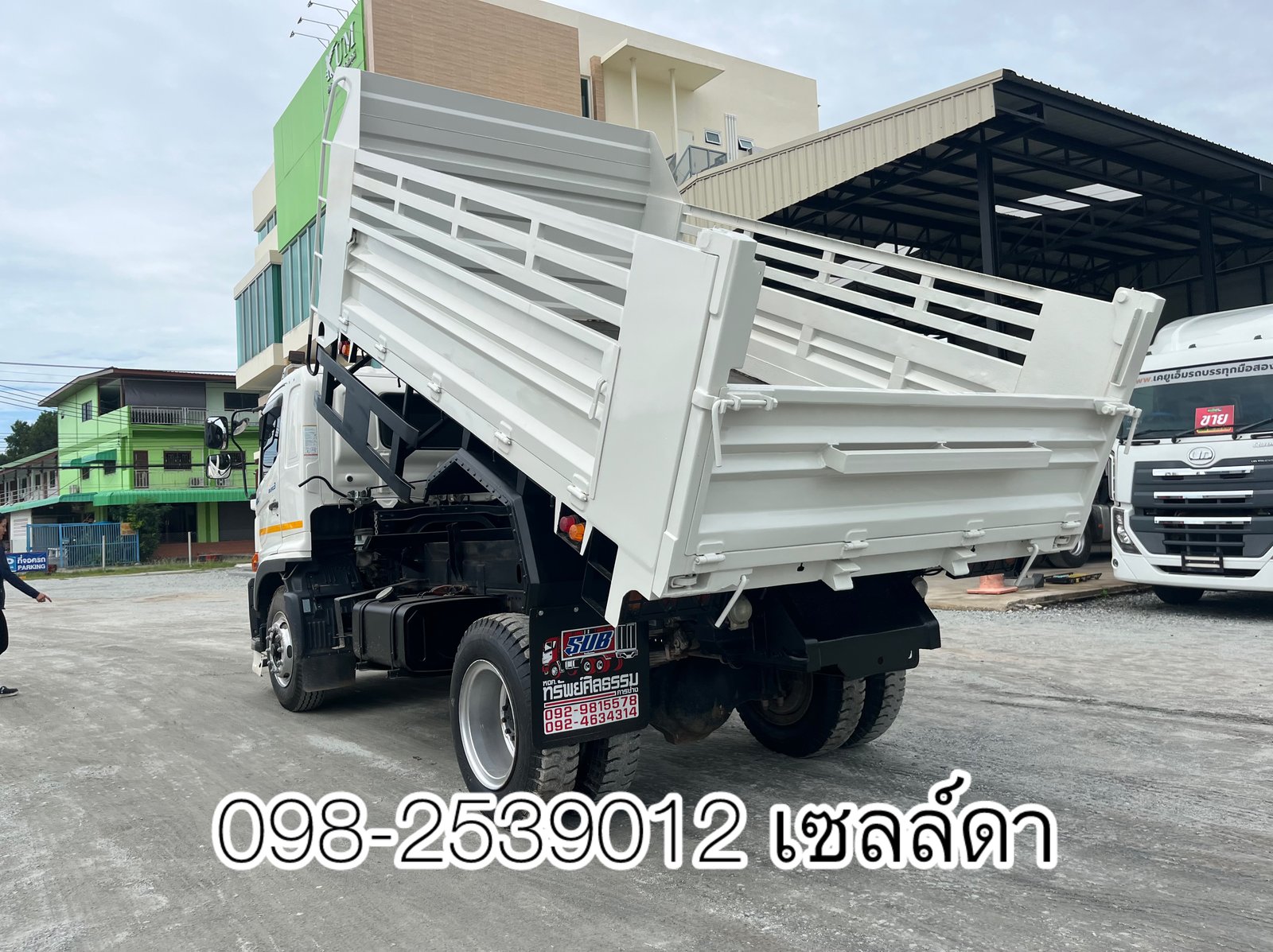 หกล้อดั้มพ์ HINO FG8J 240 แรง ปี 2566(5856) หกล้อดั้มพ์ HINO FG8J 240 แรง ปี 2566(5856)