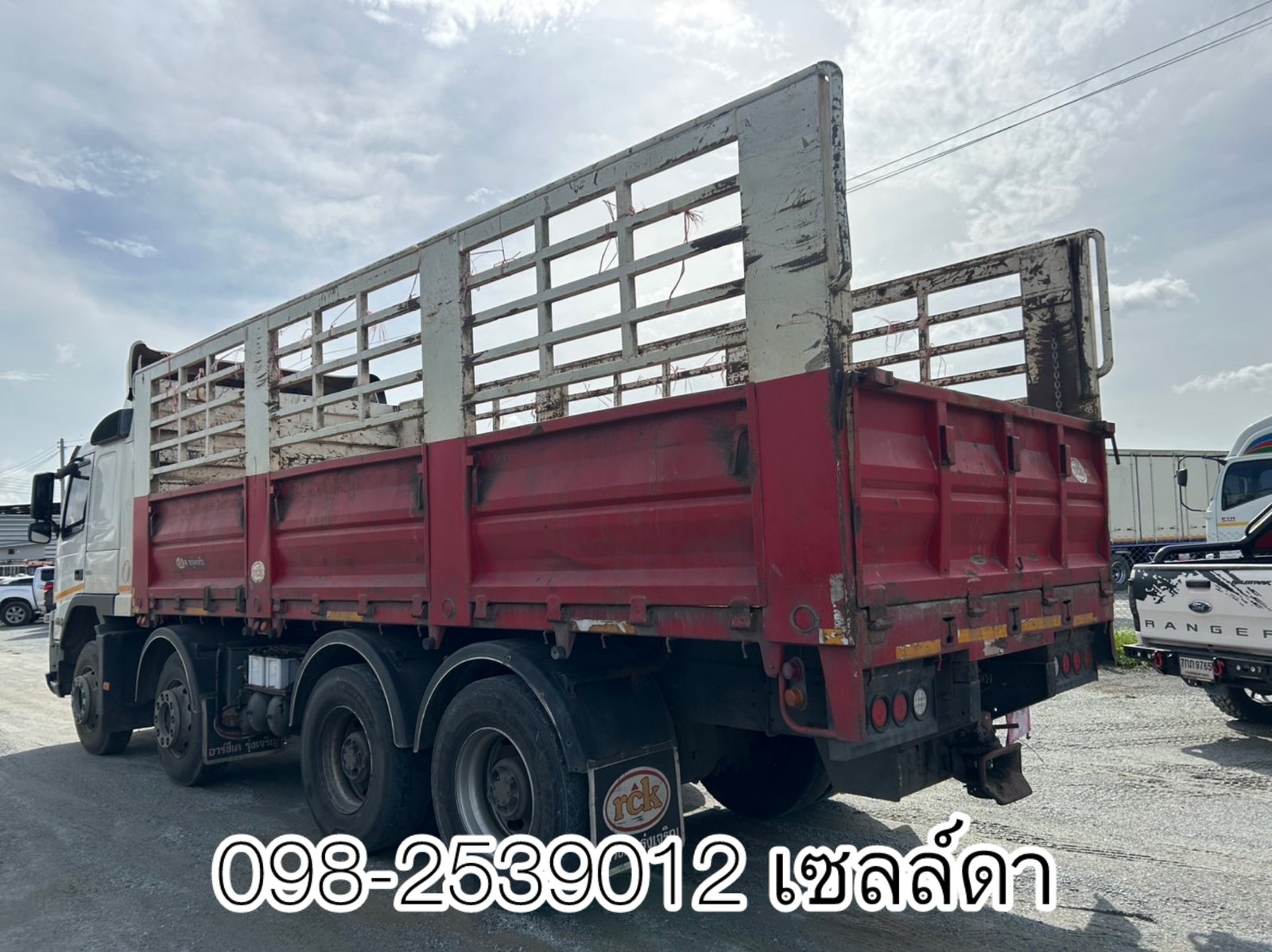 สิบสองล้อคอก (2890) VOLVO FM 440 แรง ปี 2556 สิบสองล้อคอก (2890) VOLVO FM 440 แรง ปี 2556