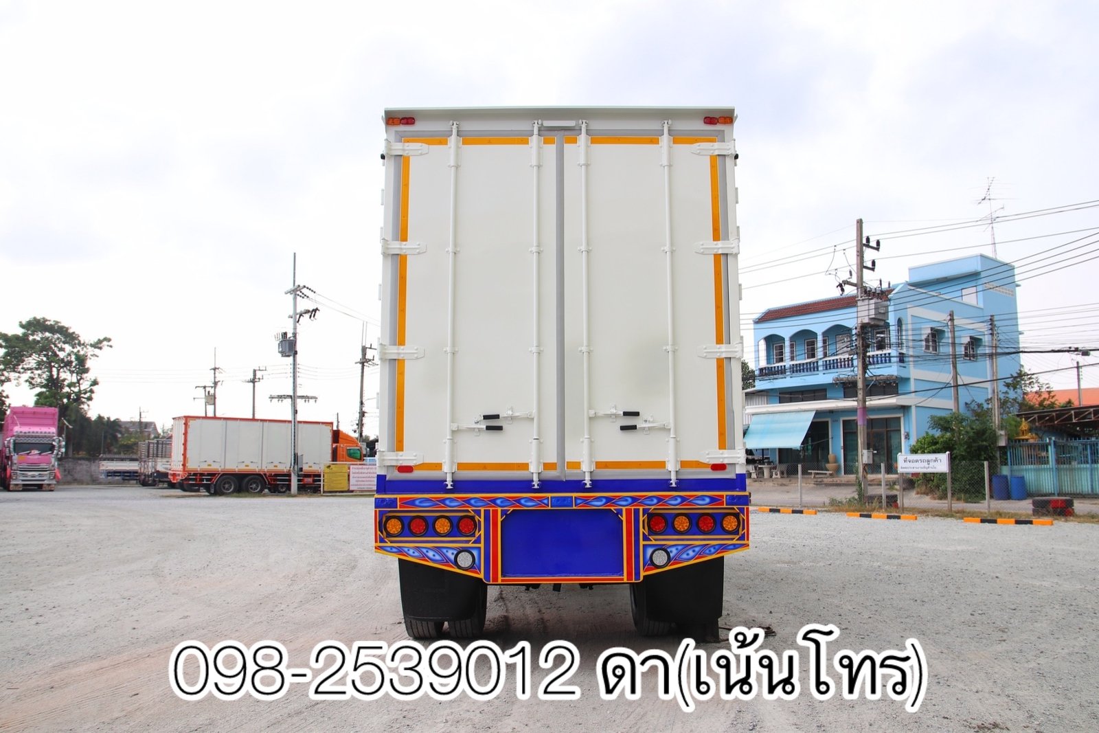 หางตู้สิบบาน สองเพลา อู่ แคร์บอย ปี 2562(9693) หางตู้สิบบาน สองเพลา อู่ แคร์บอย ปี 2562(9693)