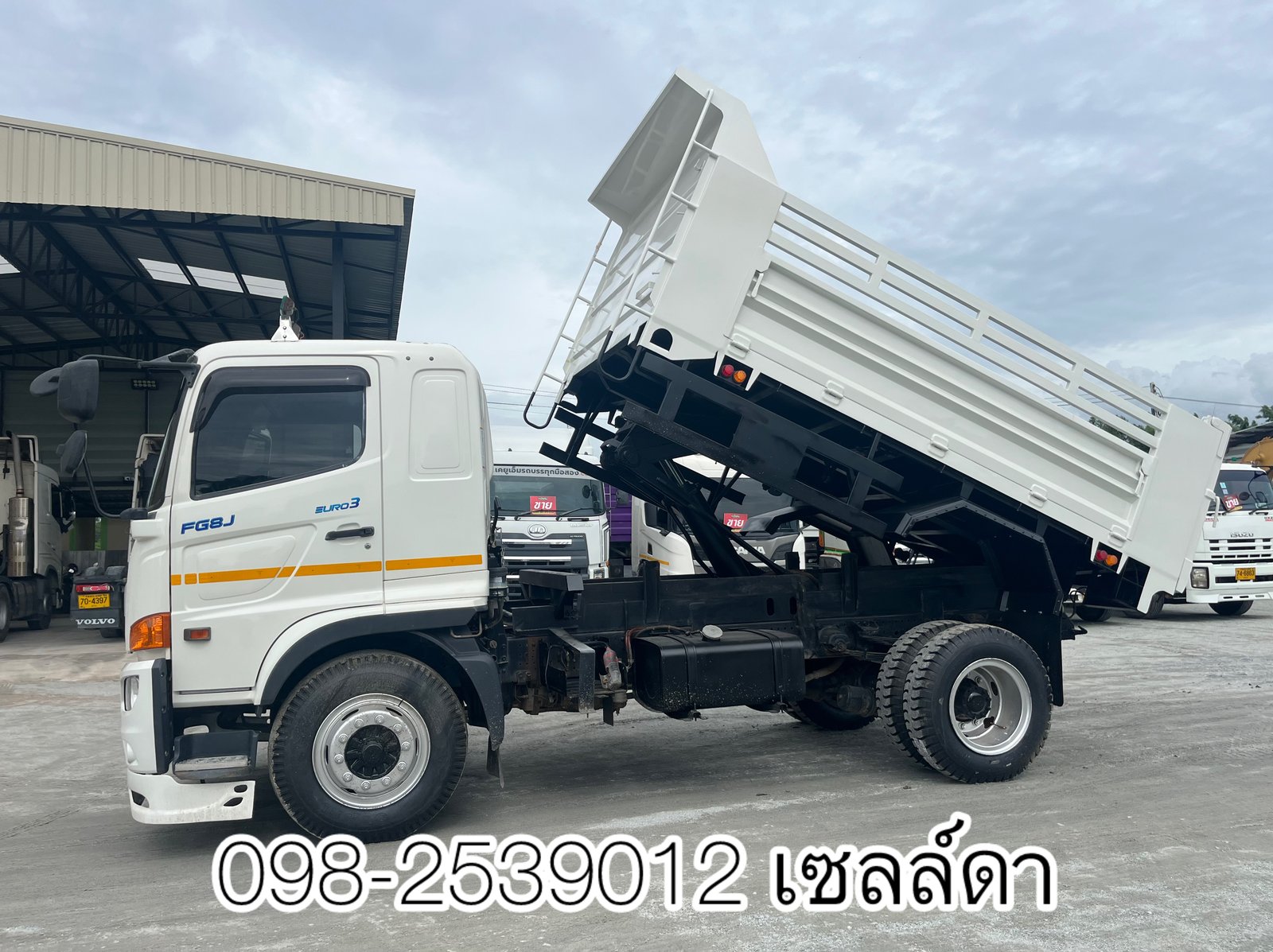 หกล้อดั้มพ์ HINO FG8J 240 แรง ปี 2566(5856) หกล้อดั้มพ์ HINO FG8J 240 แรง ปี 2566(5856)