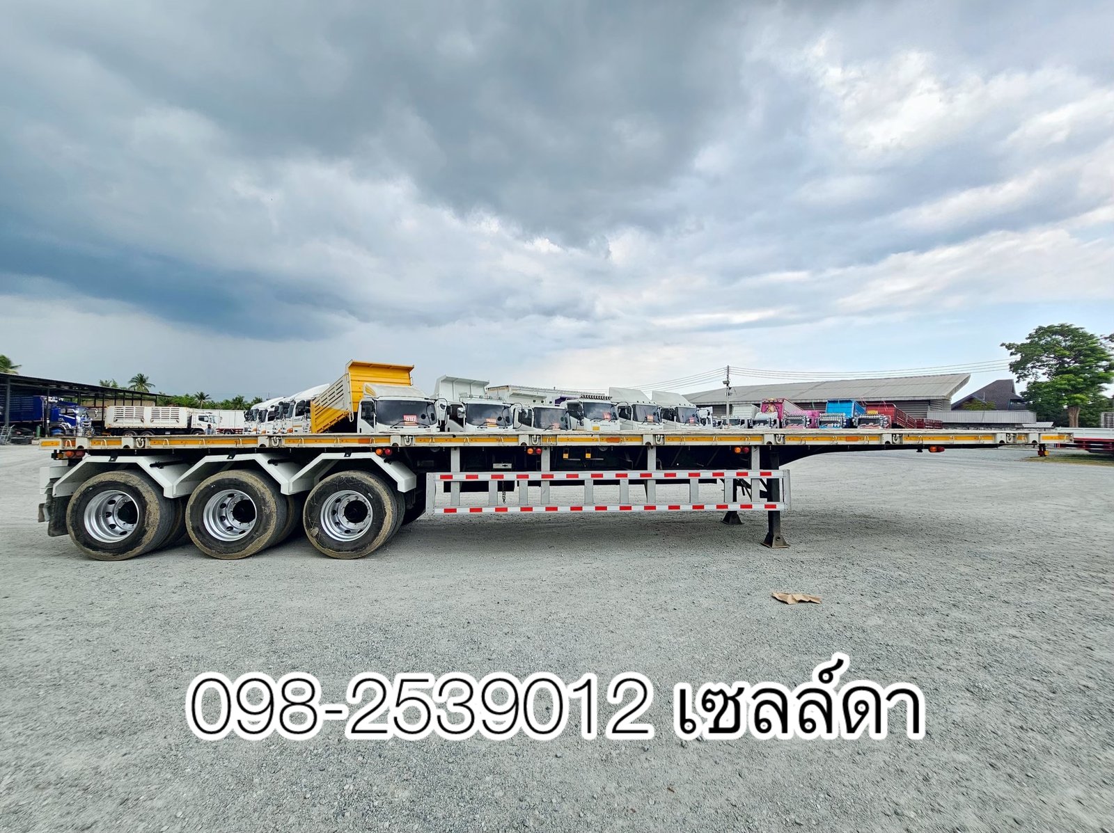 หางพื้นเรียบ สามเพลา
อู่สามมิตร ปี 2564(3289) หางพื้นเรียบ สามเพลา
อู่สามมิตร ปี 2564(3289)