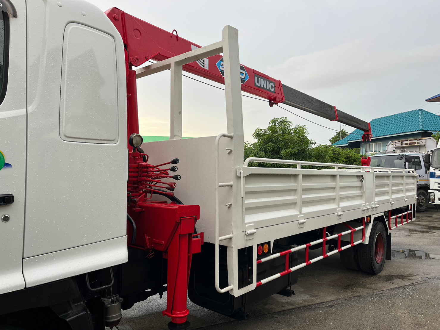 ฮีโน่6ล้อกะบะติดเครนยูนิค3ตัน3ปอก ฮีโน่6ล้อกะบะติดเครนยูนิค3ตัน3ปอก