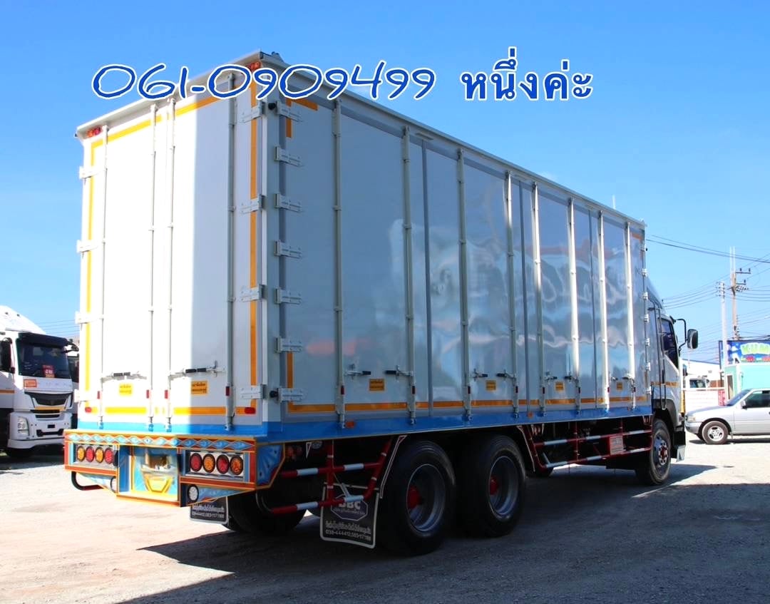 🔥ด่วน ปรับราคาพิเศษ สิบล้อตู้ Isuzu Fvm 240 แรง ปี56 (4822)