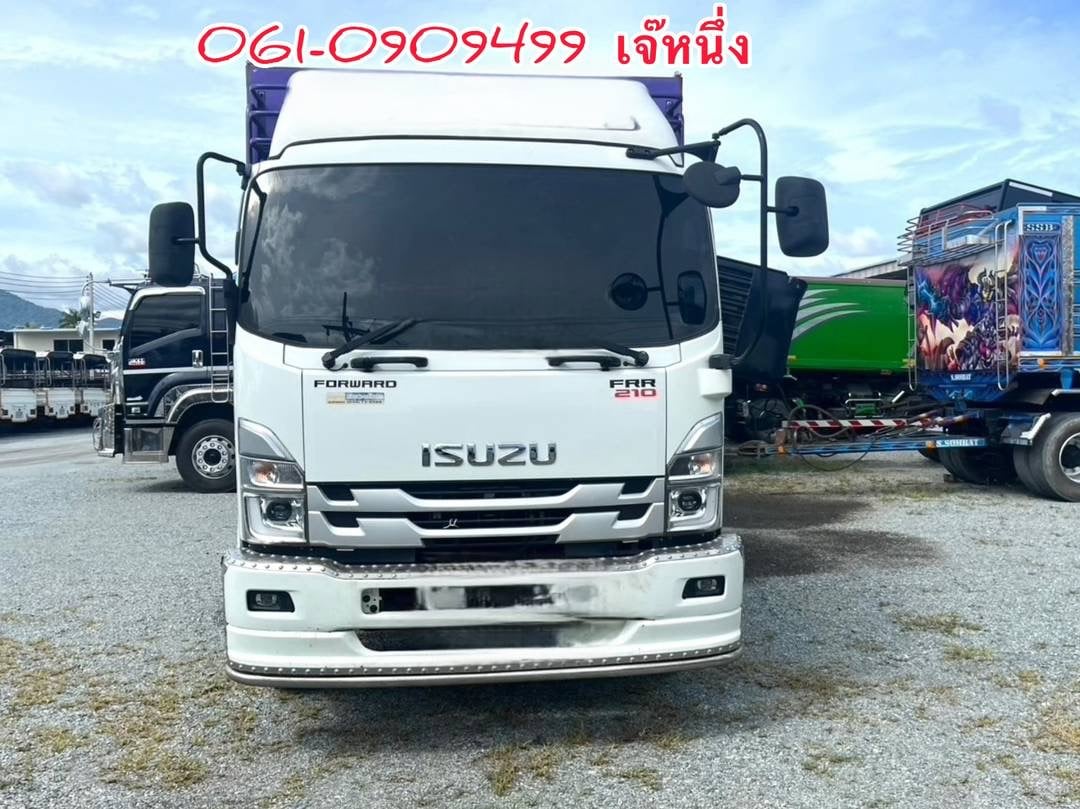 หกล้อคอก Isuzu Frr 210 แรงม้า ปี 2565 (1694)