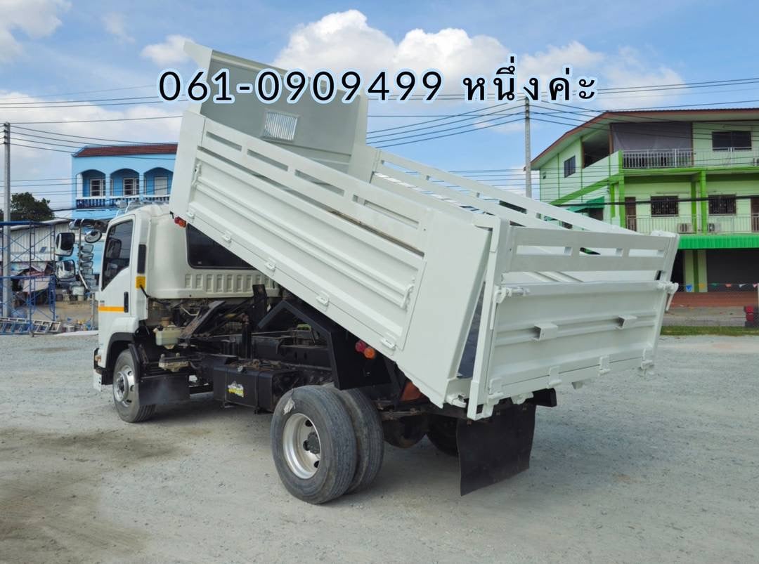 หกล้อดั้มพ์ Isuzu Frr 210 แรงม้า ปี 2564 (3221)