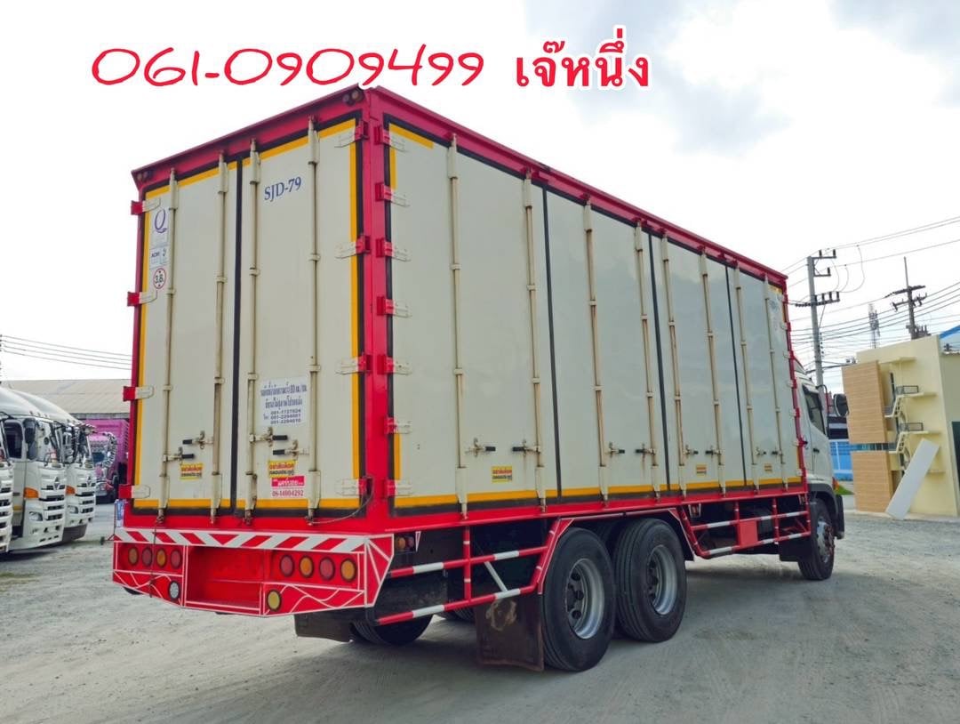 สิบล้อตู้สิบบาน Hino Victor 260 แรงม้า ปี 2565 (6944) สิบล้อตู้สิบบาน Hino Victor 260 แรงม้า ปี 2565 (6944)