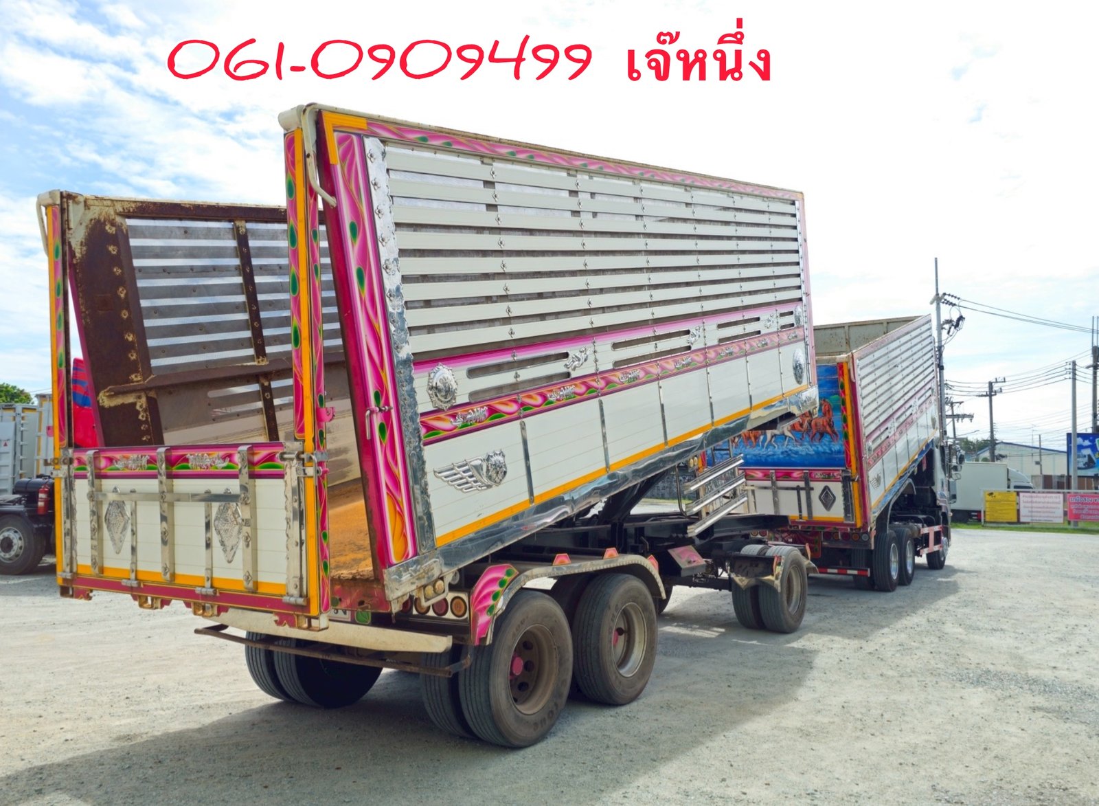สิบล้อดั้มพ์ Isuzu Fxz 360 แรงม้า ปี 2566 (1364,2110) สิบล้อดั้มพ์ Isuzu Fxz 360 แรงม้า ปี 2566 (1364,2110)