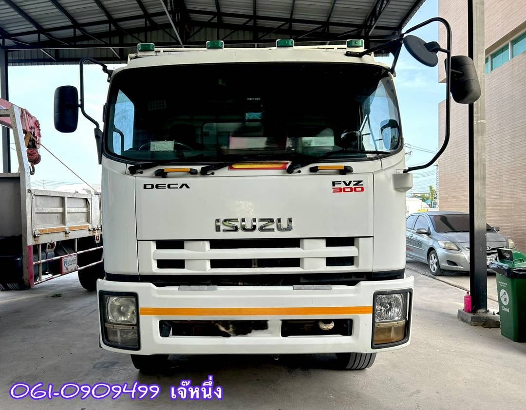 สิบล้อพื้นเรียบสองเพลา Isuzu Fvz 300 แรงม้า ปี 2557 (0832) สิบล้อพื้นเรียบสองเพลา Isuzu Fvz 300 แรงม้า ปี 2557 (0832)