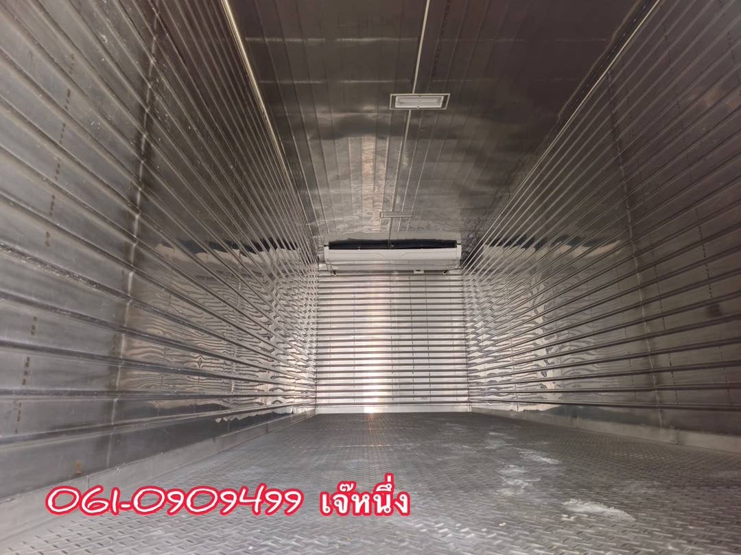 ตู้พร้อมเครื่องทำความเย็น ขนาด 2.30x 7.50x 2.35 m. ตู้พร้อมเครื่องทำความเย็น ขนาด 2.30x 7.50x 2.35 m.