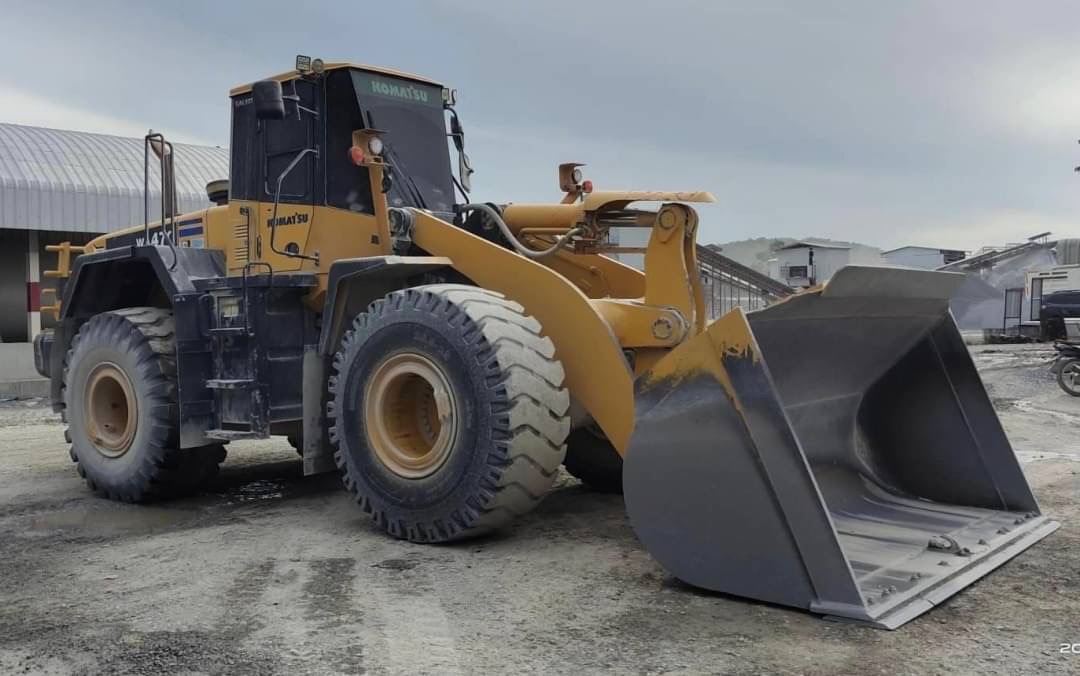 ของใหญ่ ๆ สวย ๆ เดิมๆ ดูแลดี ๆ มาฝาก 2,390,000 บาท KOMATSU