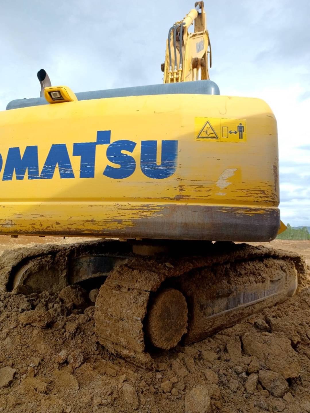 KOMATSU PC350-8 MO กล้องหลัง จอเหลือง ทำงาน 13,494 ชั่วโมง แท้ ๆ มือเดียวจาก ศูนย์