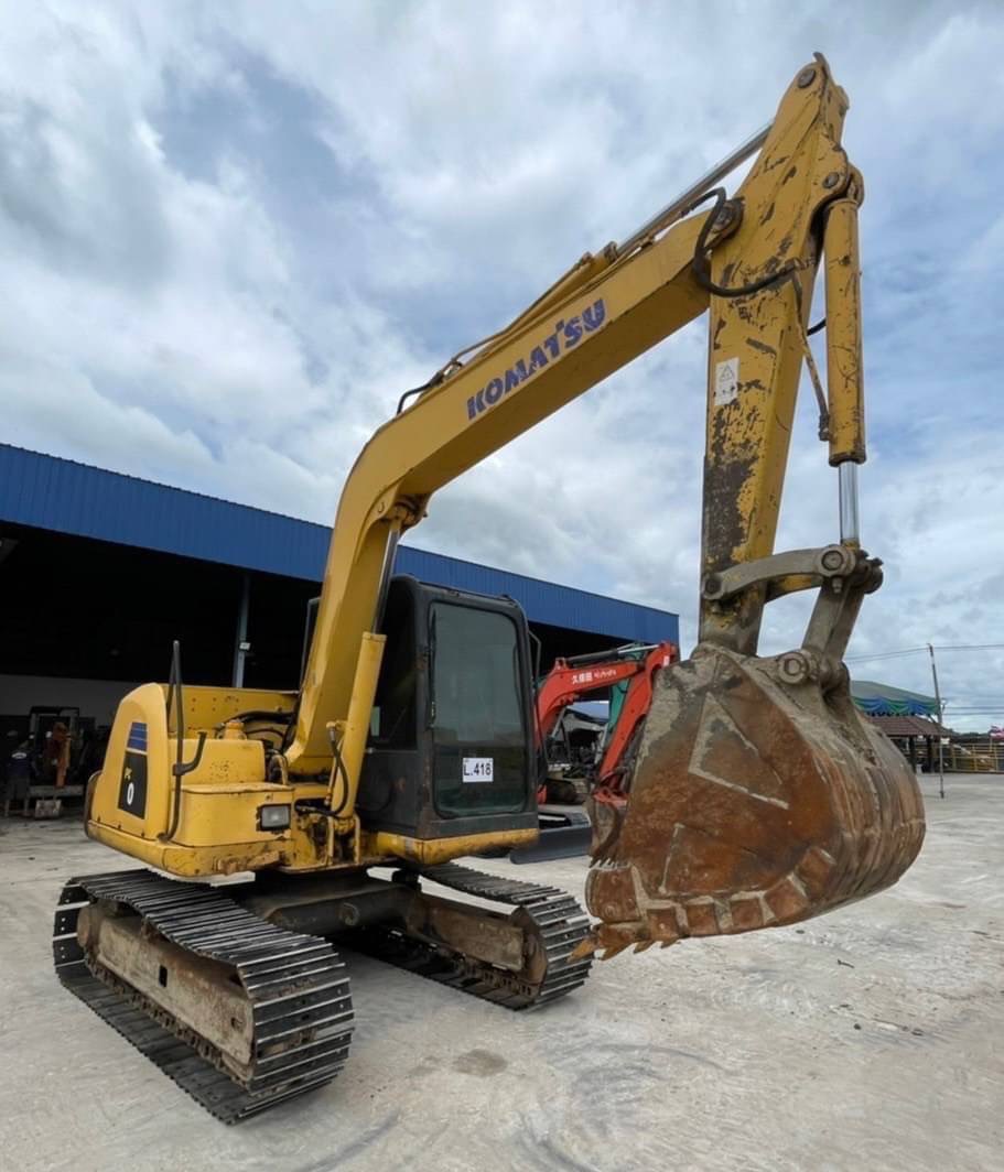 แบคโฮนำเข้ามา ยังไม่เคยใช้งานในไทย 635,000 บาท KOMATSU
