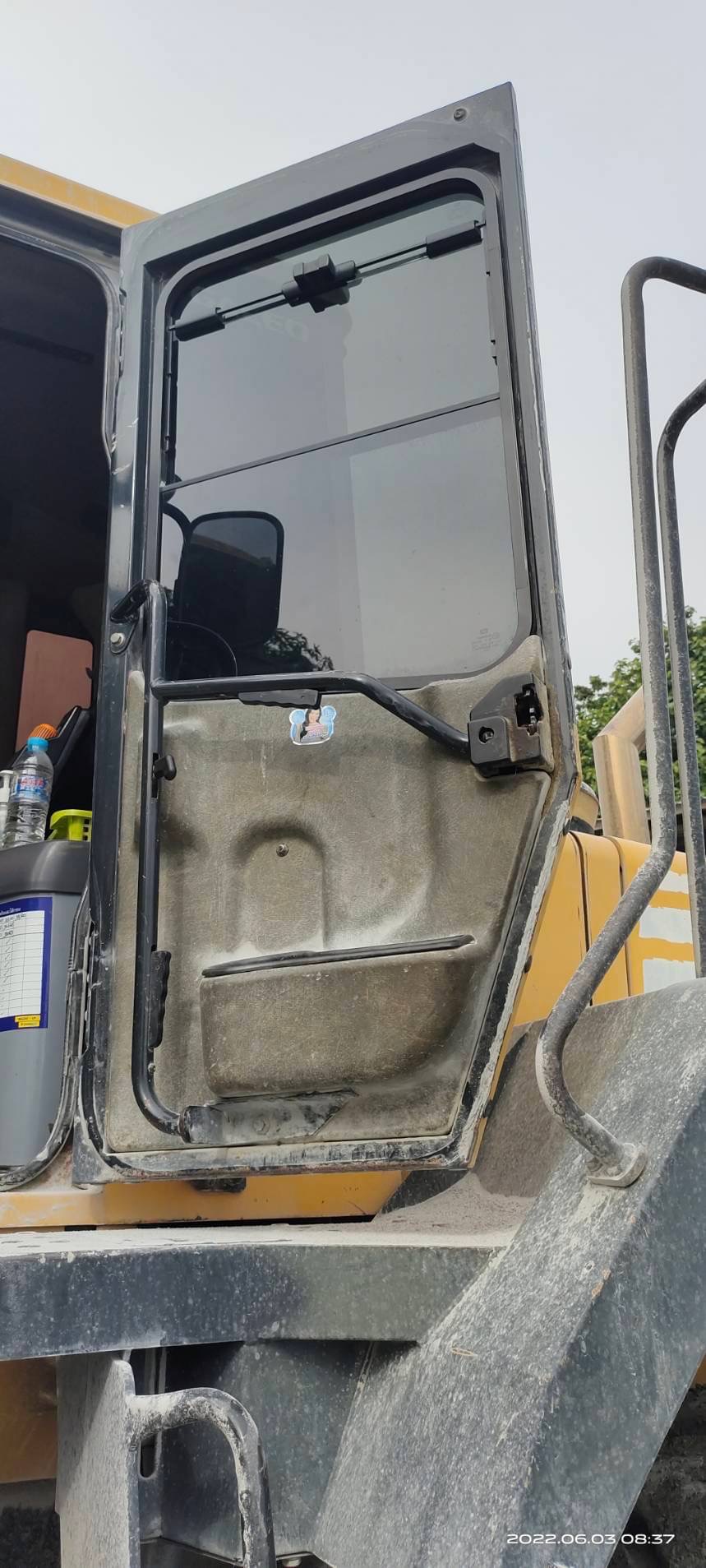 ของใหญ่ ๆ สวย ๆ เดิมๆ ดูแลดี ๆ มาฝาก 2,390,000 บาท KOMATSU