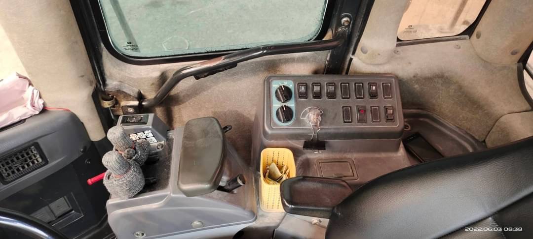 ของใหญ่ ๆ สวย ๆ เดิมๆ ดูแลดี ๆ มาฝาก 2,390,000 บาท KOMATSU