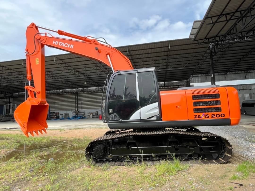 เดิม ๆ เจ้าของขับเอง 1,490,000 บาท HITACHI ZX200-5G