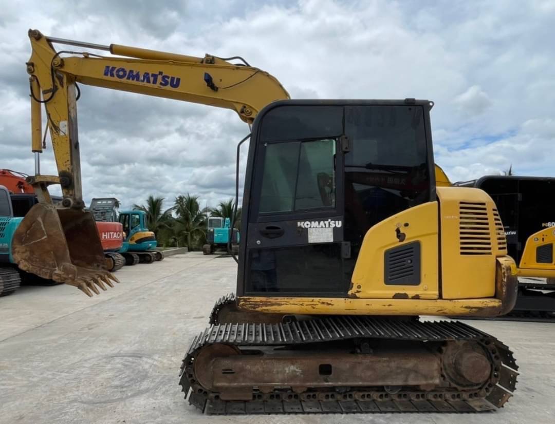 แบคโฮนำเข้ามา ยังไม่เคยใช้งานในไทย 635,000 บาท KOMATSU