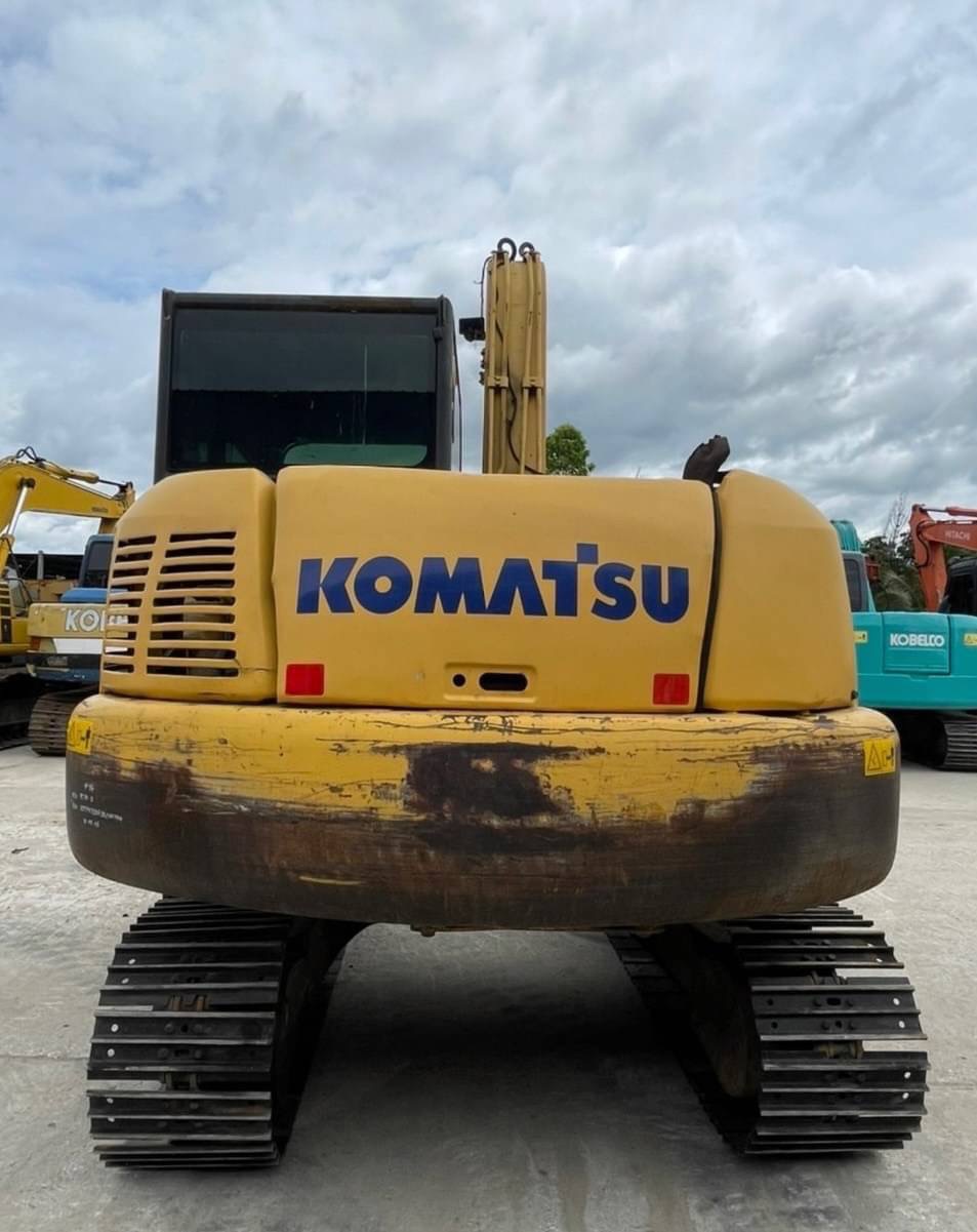 แบคโฮนำเข้ามา ยังไม่เคยใช้งานในไทย 635,000 บาท KOMATSU