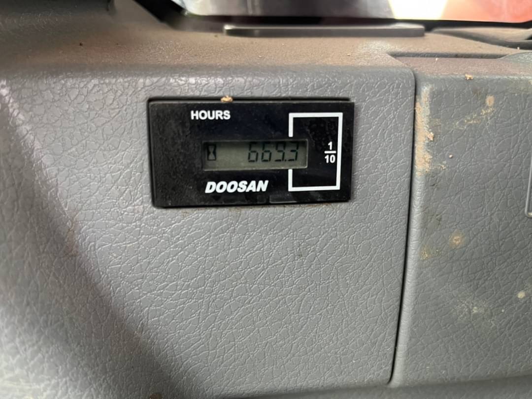 รถออก 10 เดือน  669 ชั่วโมง เหลือ PM 6,300  ชั่วโมง 2,850,000