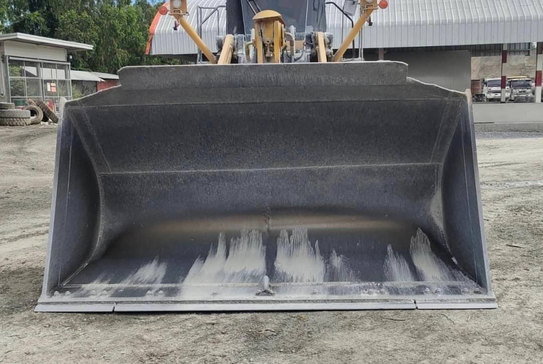 ของใหญ่ ๆ สวย ๆ เดิมๆ ดูแลดี ๆ มาฝาก 2,390,000 บาท KOMATSU