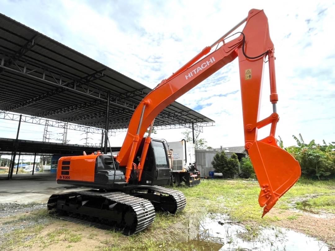 เดิม ๆ เจ้าของขับเอง 1,490,000 บาท HITACHI ZX200-5G