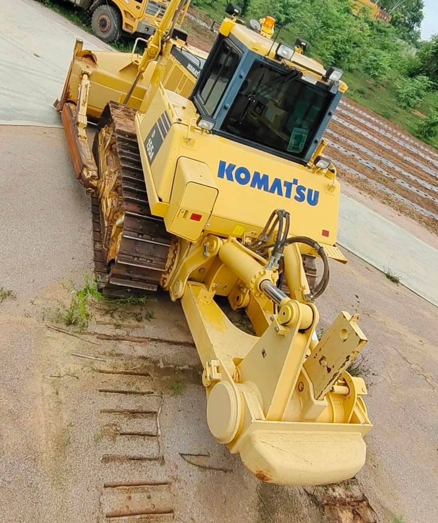 ใหญ่ ๆ ใหม่ ๆ สภาพป้ายแดง KOMATSU