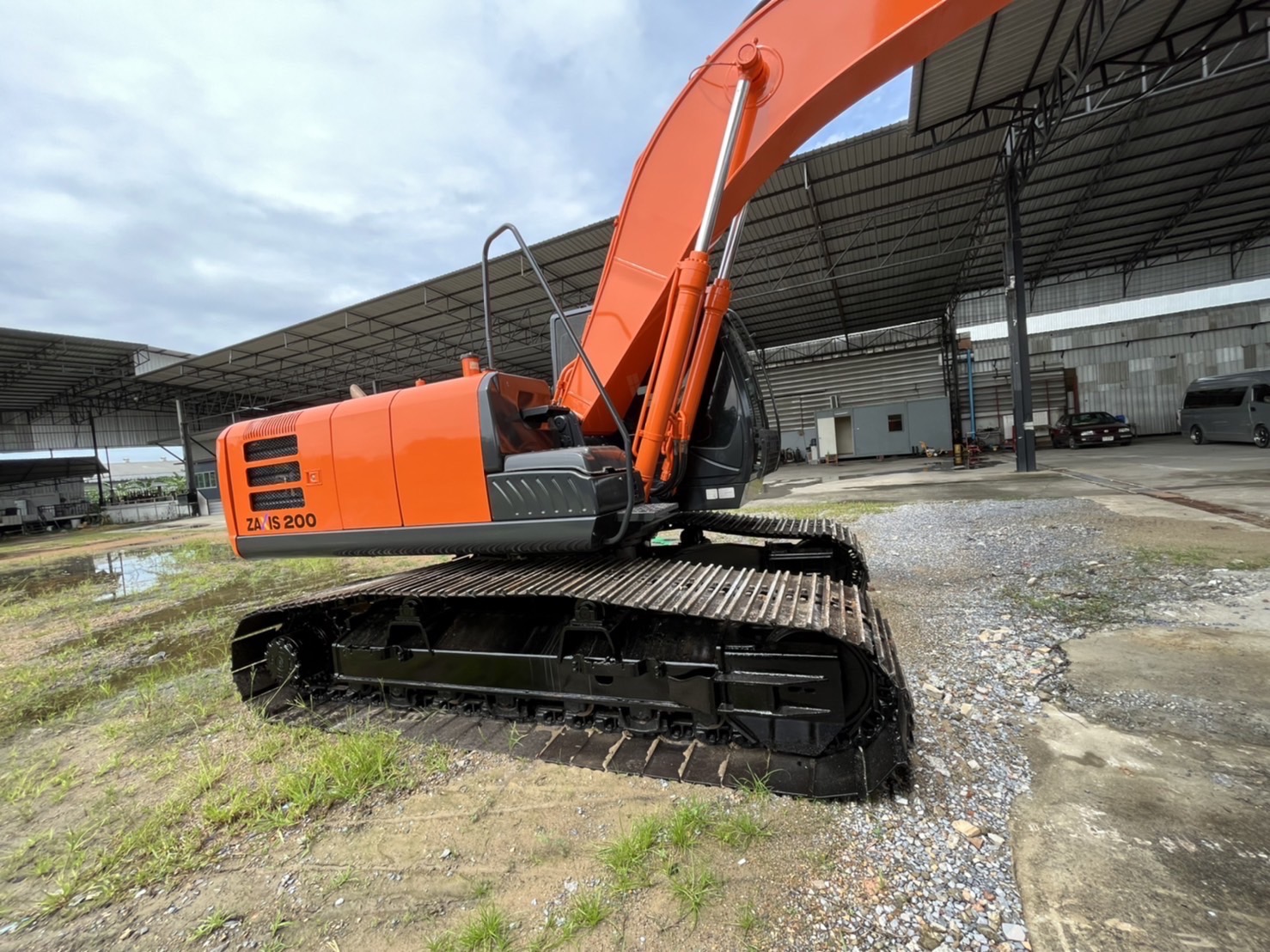เดิม ๆ เจ้าของขับเอง 1,490,000 บาท HITACHI ZX200-5G