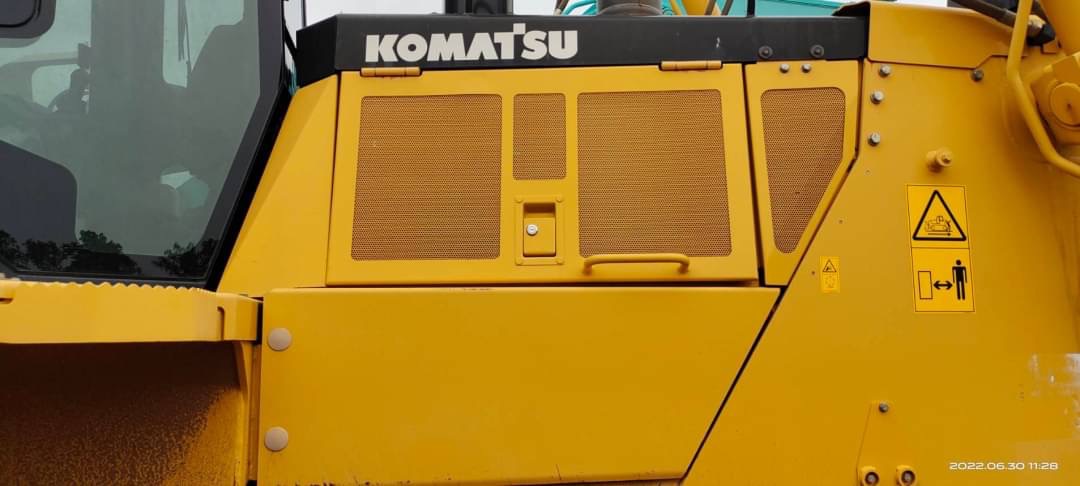 ใหญ่ ๆ ใหม่ ๆ สภาพป้ายแดง KOMATSU