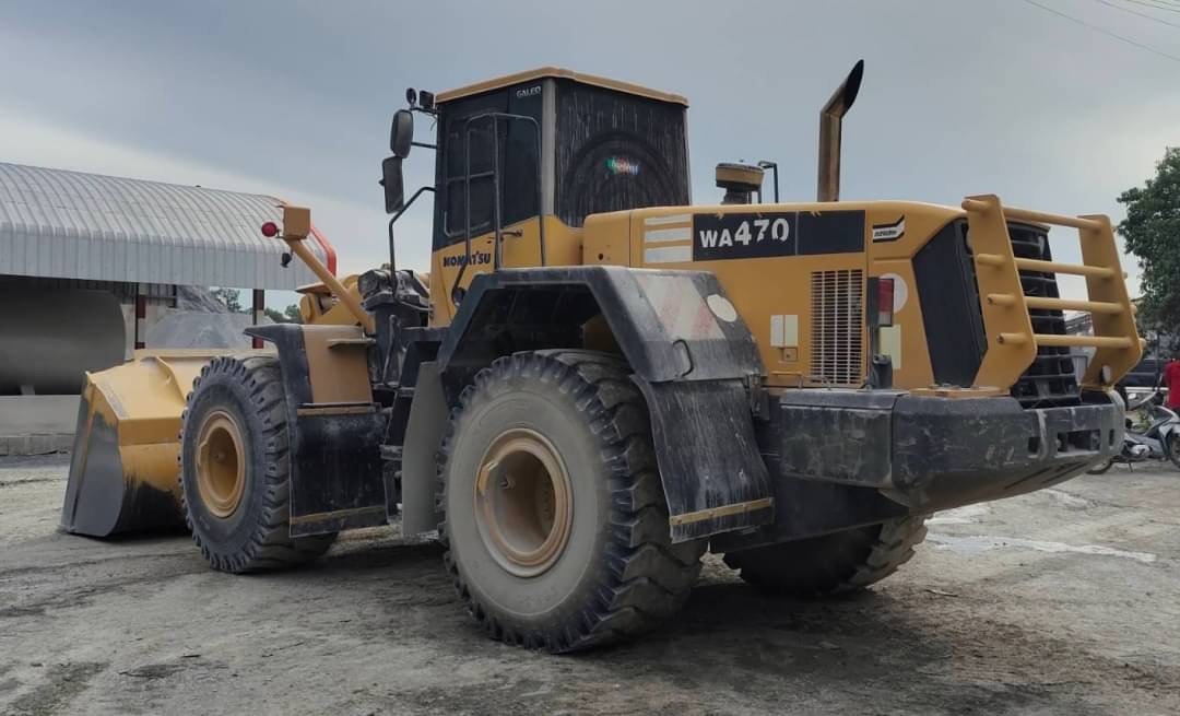 ของใหญ่ ๆ สวย ๆ เดิมๆ ดูแลดี ๆ มาฝาก 2,390,000 บาท KOMATSU ของใหญ่ ๆ สวย ๆ เดิมๆ ดูแลดี ๆ มาฝาก 2,390,000 บาท KOMATSU